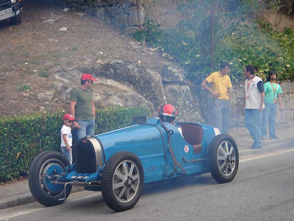 The antique car time trail, every year in September, Serra do Caramulo